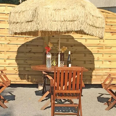 With Table Tennis 194 * Schoenberg