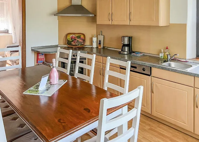 بيت للعطل With Table Tennis 194 *